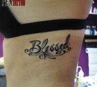 Escrito “Blessed”